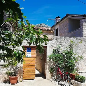 Apartment Branko, Starigrad Paklenica